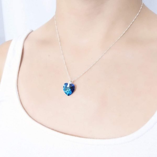 collar swarovski corazon bermuda blue